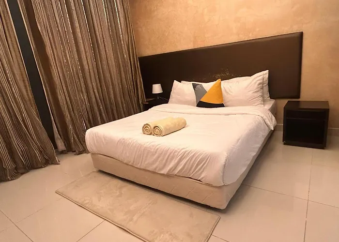 Chelsea Residence Studio, Plaza Damas 3