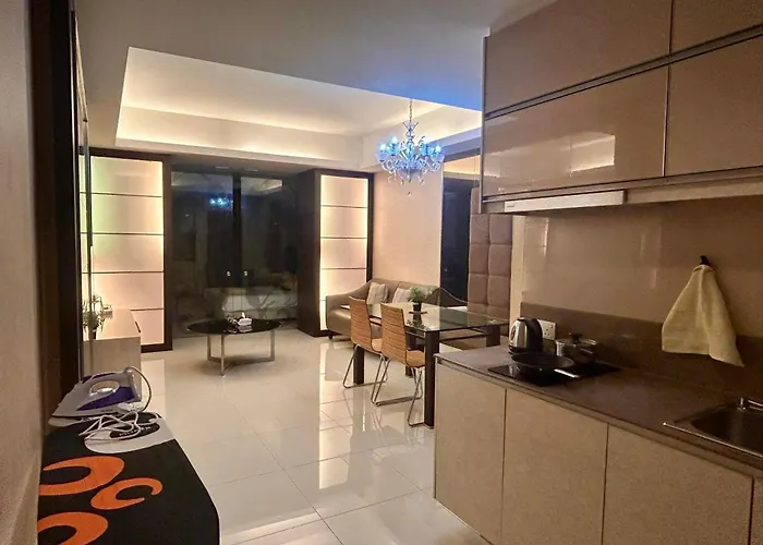 Chelsea Residence Studio, Plaza Damas 3