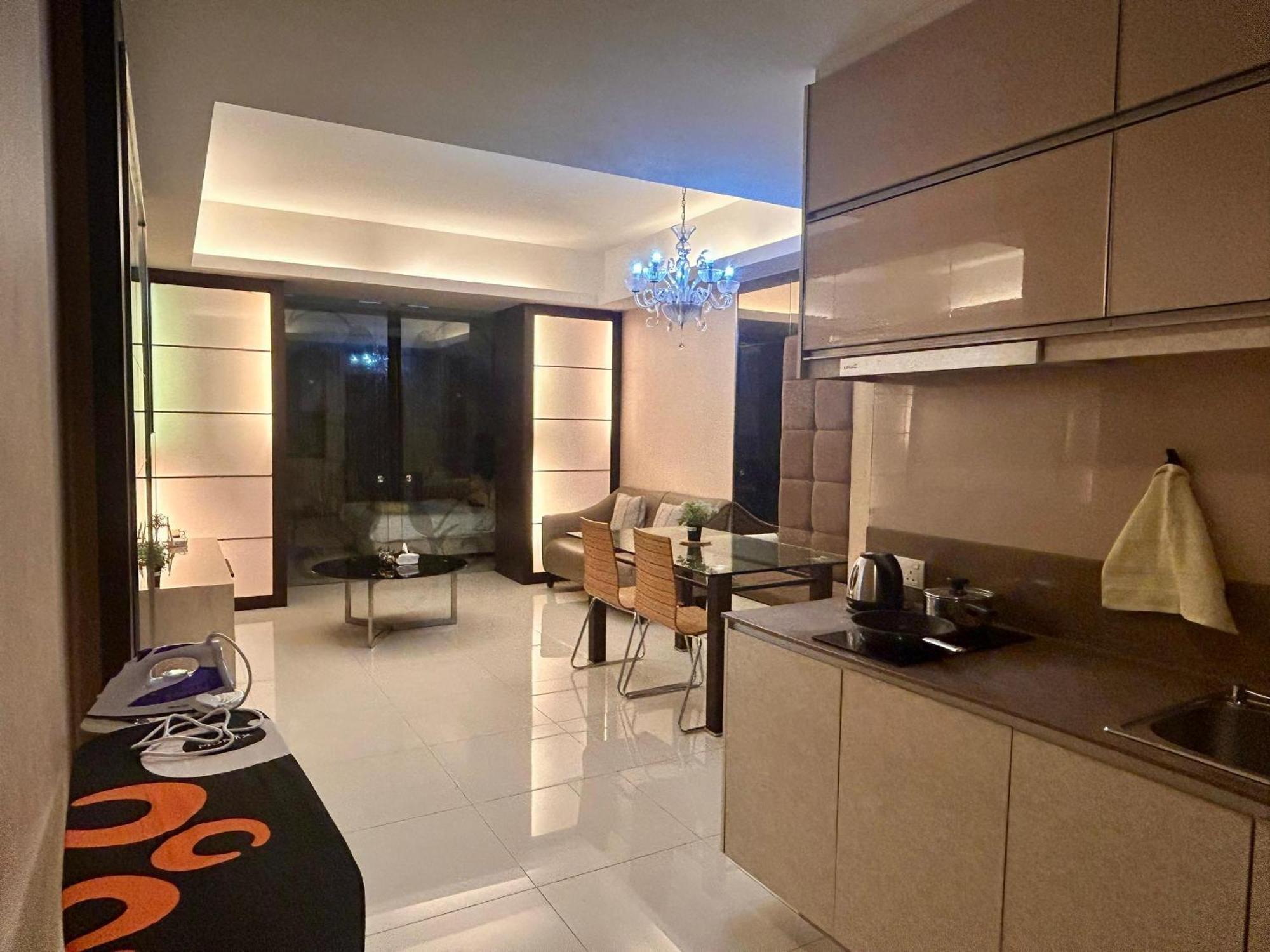 Chelsea Studio, Plaza Damas 3 Apartemen *